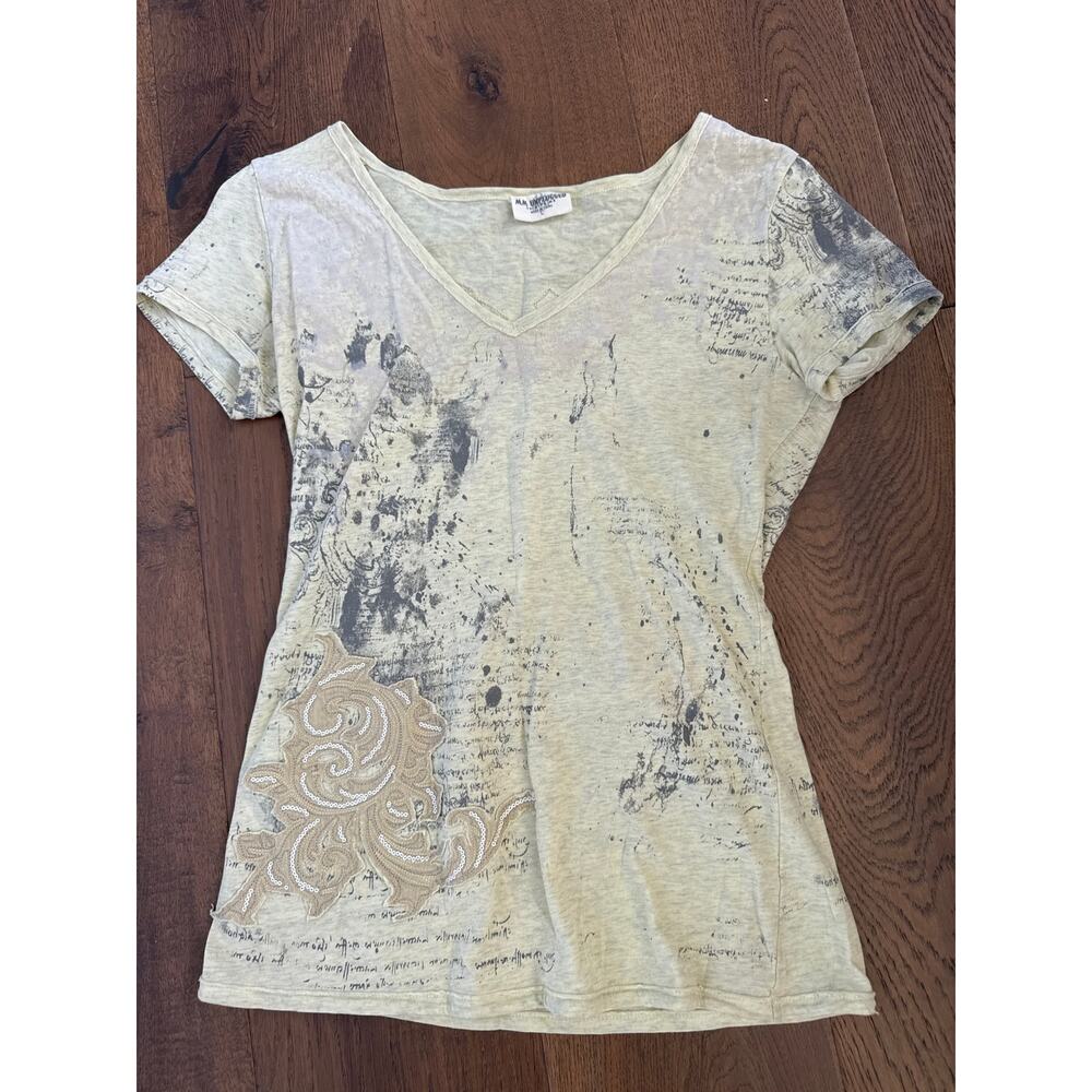 MM Unplugged by Miss Me Short Sleeve V-Neck Embellished Y2K T-Shirt Yellow L